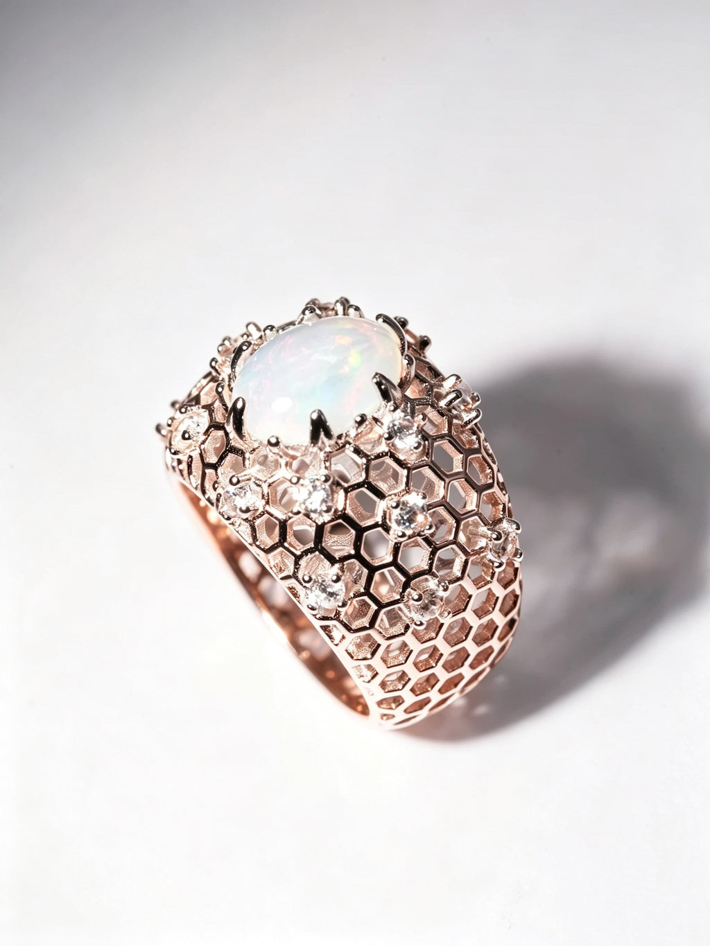 round-opal_white-rose
