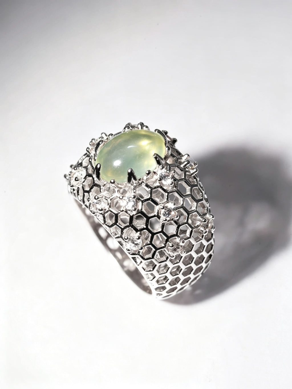 round-prehnite-silver